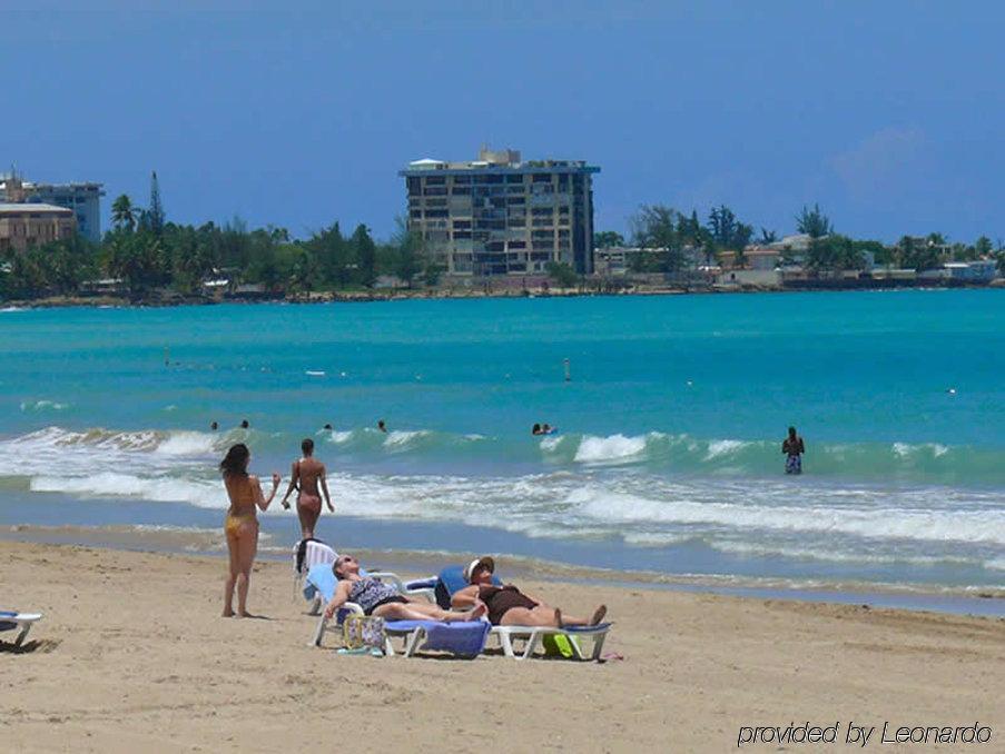 Borinquen Beach Inn San Juan Buitenkant foto